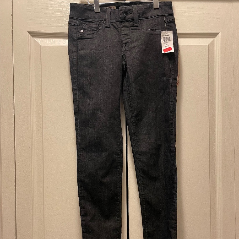 Brand New Fragile Blue Jeans Super Skinny